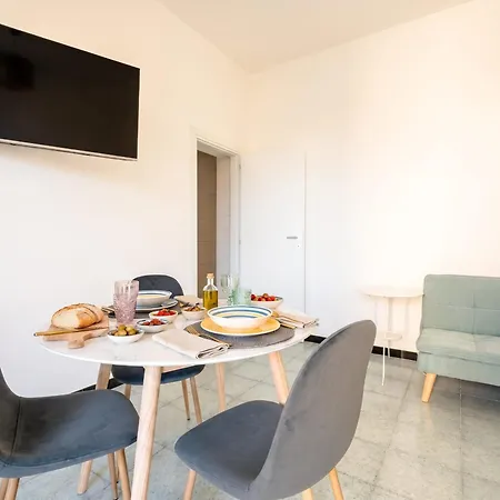 Sanvitostea Seafront Hotel apartamentowy